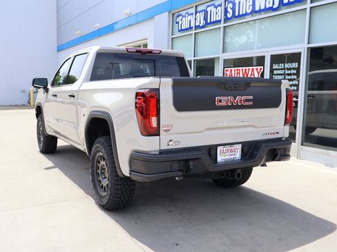 New 2026 GMC Sierra 1500 AT4X w/ AT4X AEV Edition AWD/4WD image 8