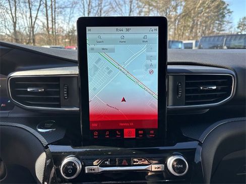 Certified 2023 Ford Explorer ST w/ Equipment Group 401A image 18