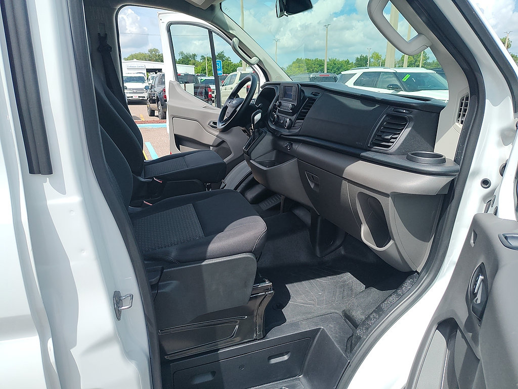 Certified 2025 Ford Transit 250 Low Roof w/ Exterior Upgrade Package RWD image 15