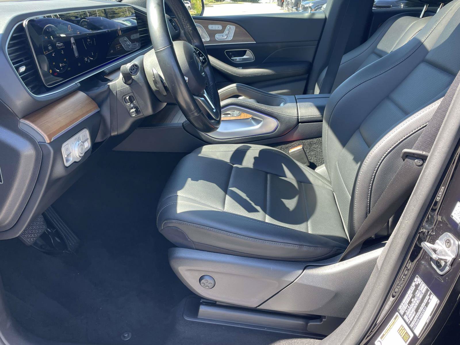 Used 2022 Mercedes-Benz GLE 350 4MATIC image 16