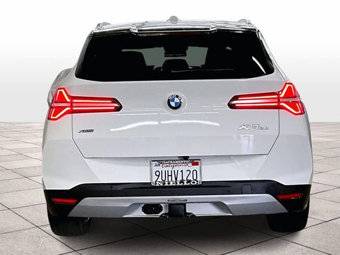 Certified 2025 BMW X3 xDrive30i w/ Premium Package image 7