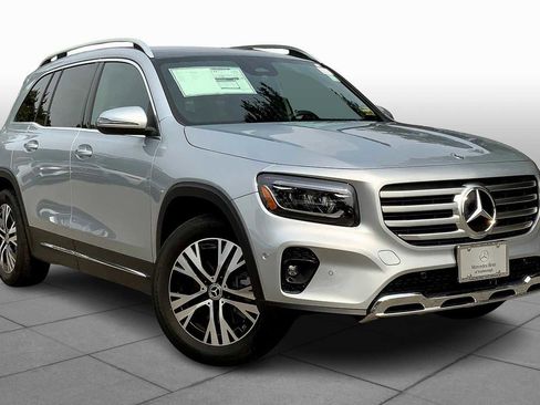 New 2026 Mercedes-Benz GLB 250 4MATIC image 2