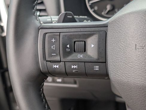 Certified 2025 Nissan Rogue SV w/ SV Premium Package FWD image 22