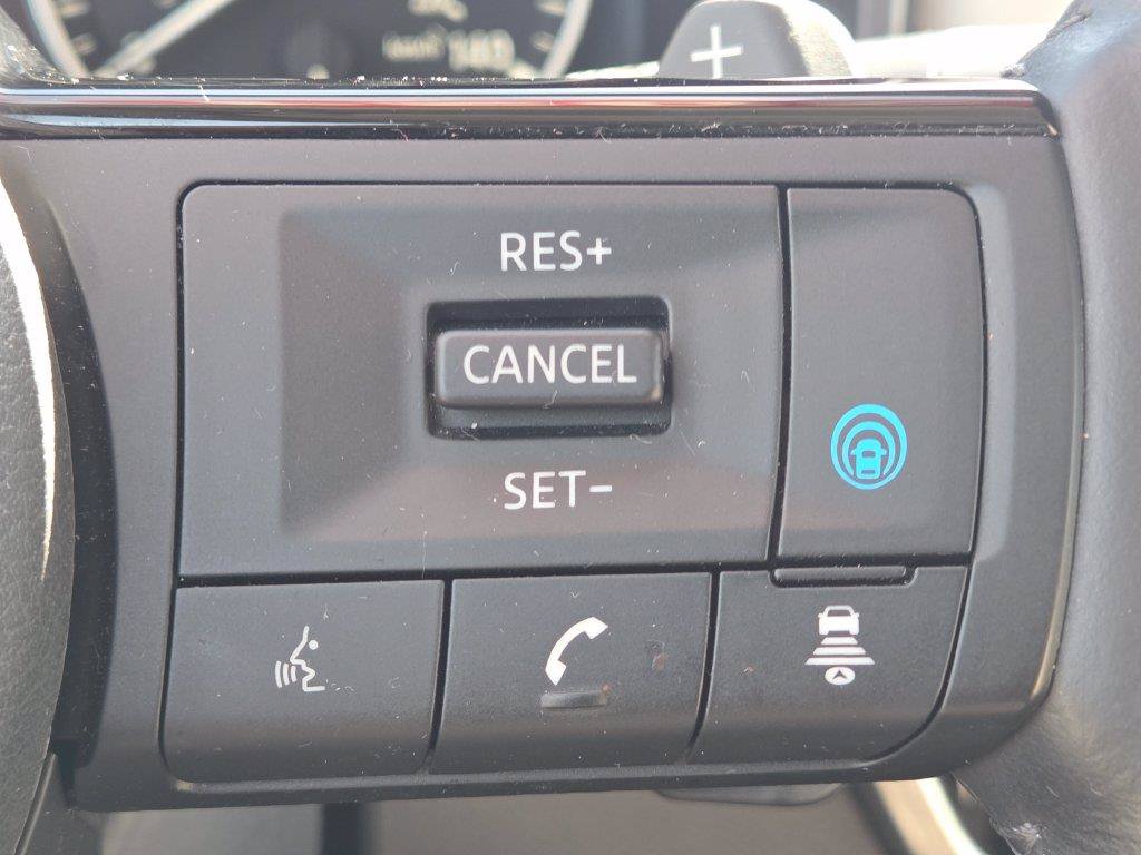 Used 2021 Nissan Rogue SV w/ Premium Package AWD/4WD image 13