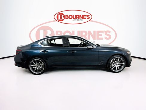 Used 2025 Genesis G70 2.5T image 11