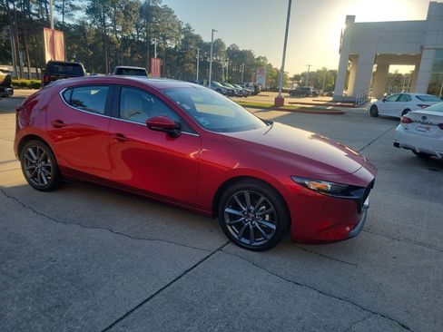 Used 2023 MAZDA MAZDA3 s image 9