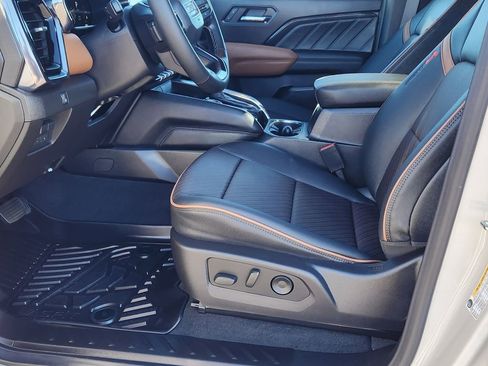 Certified 2026 GMC Canyon AT4 w/ Technology Plus Package image 11