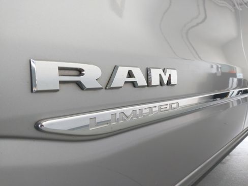 Used 2019 RAM 1500 Limited image 33