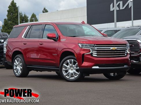 Used 2023 Chevrolet Tahoe High Country AWD/4WD image 1
