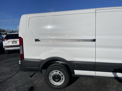 New 2025 Ford Transit 250 Low Roof w/ Load Area Protection Package image 33