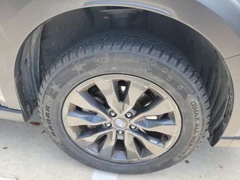 Used 2023 Subaru Outback Onyx Edition AWD/4WD image 6