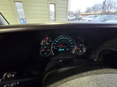 Used 2011 Chevrolet Express 3500 LT w/ LT Preferred Equipment Group image 15