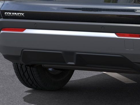 New 2026 Chevrolet Equinox LT w/ Safety and Technology Package FWD image 37