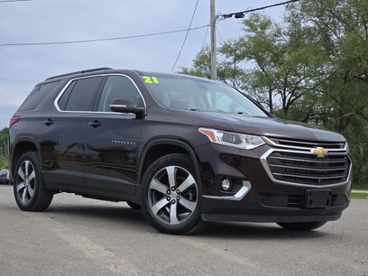 Used 2021 Chevrolet Traverse LT w/ LT Premium Package