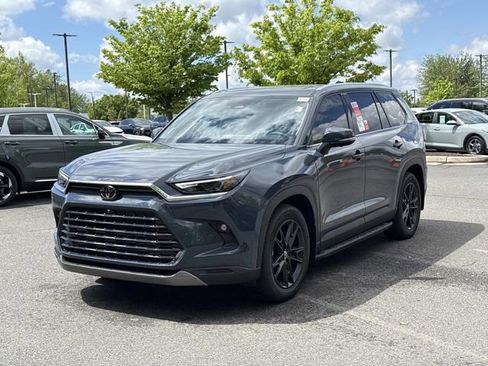 Used 2026 Toyota Grand Highlander AWD image 5