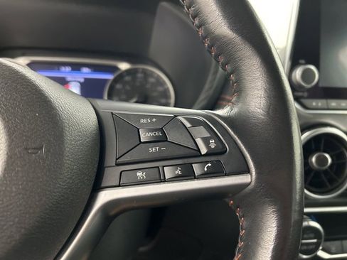 Used 2021 Nissan Sentra SR image 9