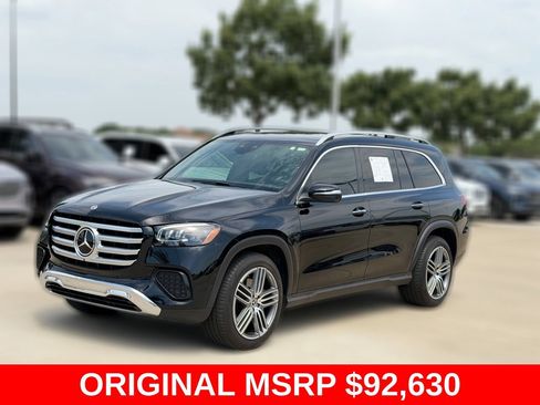 Used 2025 Mercedes-Benz GLS 450 4MATIC image 3