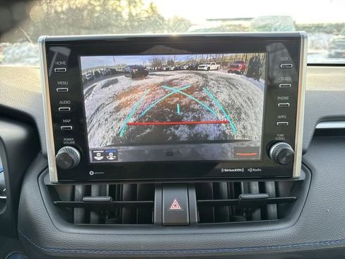 Used 2022 Toyota RAV4 SE w/ Convenience Package image 14