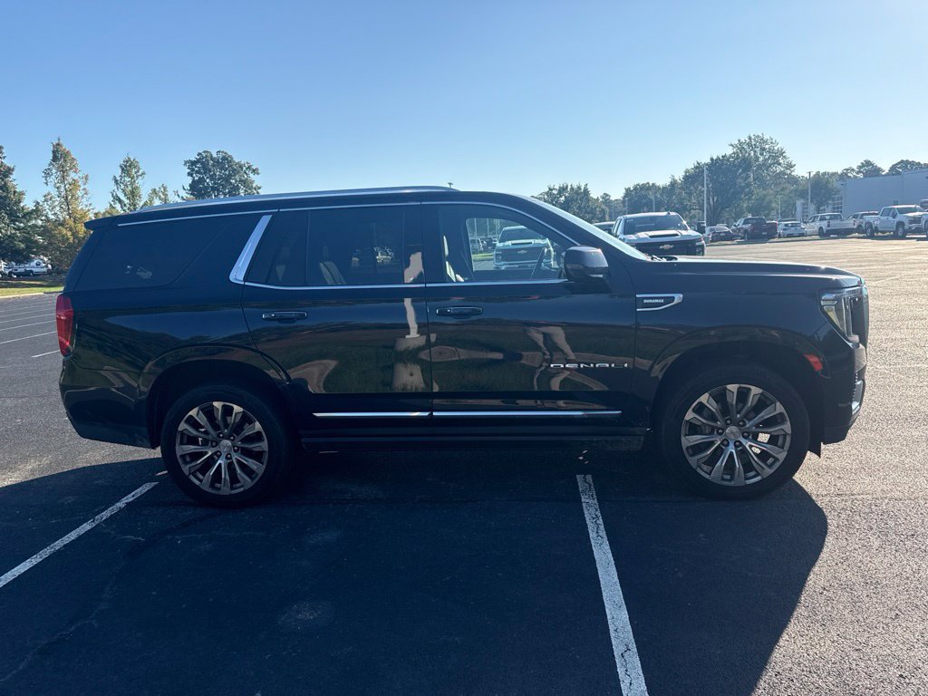 Used 2022 GMC Yukon Denali AWD/4WD image 7