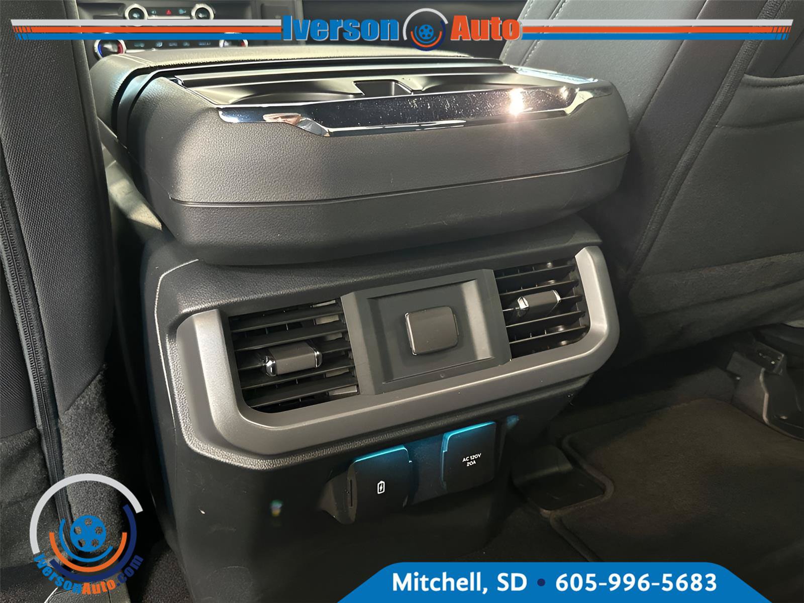 Used 2025 Ford F150 XLT w/ Equipment Group 302A MID AWD/4WD image 30