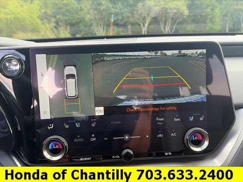 Used 2024 Lexus TX 350 AWD w/ Captains Chair Package image 15