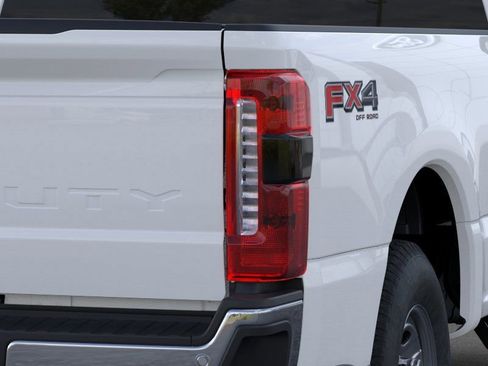 New 2026 Ford F250 XL w/ 360-Degree Camera Package AWD/4WD image 22