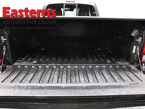 Used 2021 Toyota Tacoma SR w/ SX Package AWD/4WD image 9