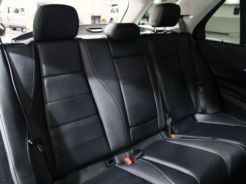 Used 2025 Mercedes-Benz GLE 350 4MATIC image 27