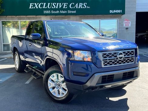 Used 2022 Nissan Frontier SV w/ Graphics Package image 1