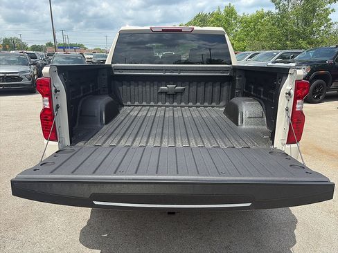 New 2026 Chevrolet Silverado 1500 Custom Trail Boss AWD/4WD image 5