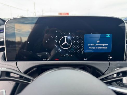 New 2026 Mercedes-Benz E 350 4MATIC Sedan image 22