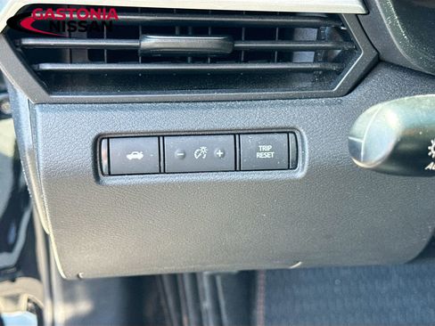 Used 2024 Nissan Altima 2.5 SR w/ SR Premium Package image 9