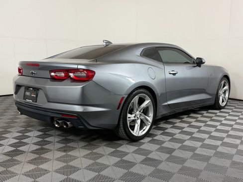 Used 2020 Chevrolet Camaro LT image 9
