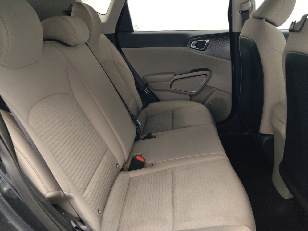 Used 2021 Kia Soul S FWD image 19