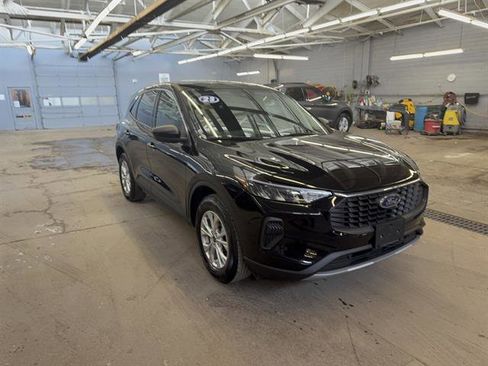 Certified 2023 Ford Escape Active image 7