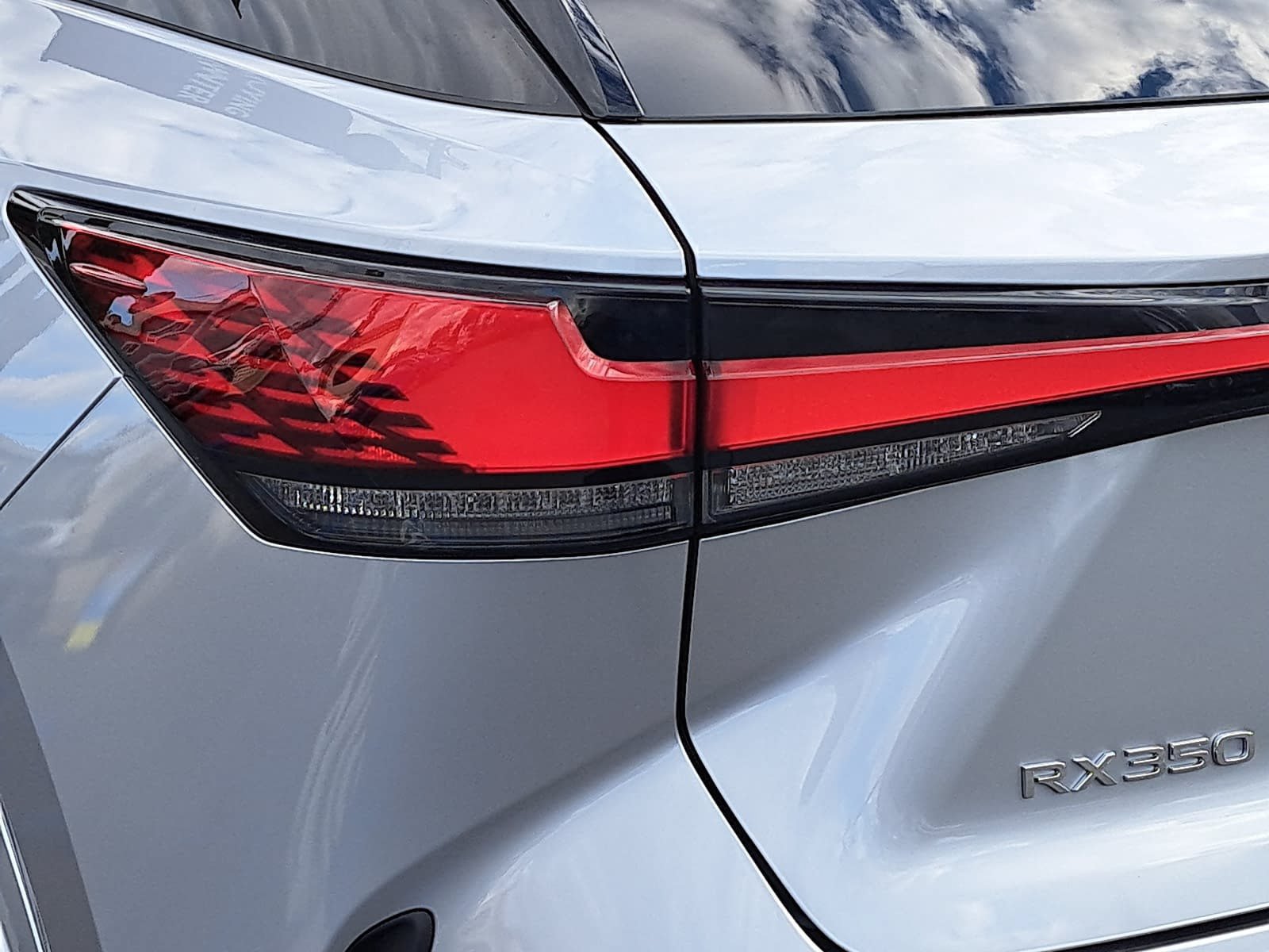 Used 2024 Lexus RX 350 Premium Plus w/ Convenience Package FWD image 38