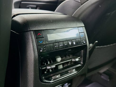 Used 2023 Jeep Grand Cherokee L Summit image 27