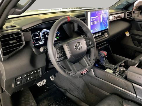 Used 2026 Toyota Sequoia TRD Pro AWD/4WD image 31