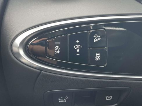 Used 2023 Genesis GV70 2.5T w/ Select Package image 12