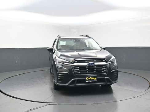 Used 2024 Subaru Ascent Premium w/ Convenience Package image 4