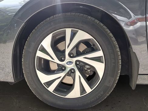 Used 2022 Subaru Legacy Premium AWD/4WD image 9