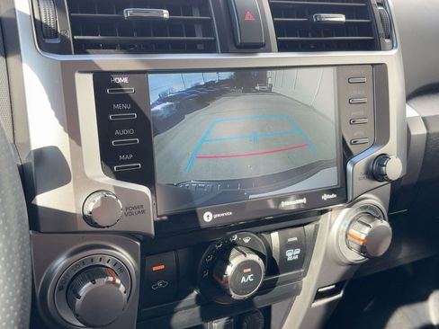 Used 2022 Toyota 4Runner SR5 Premium image 25