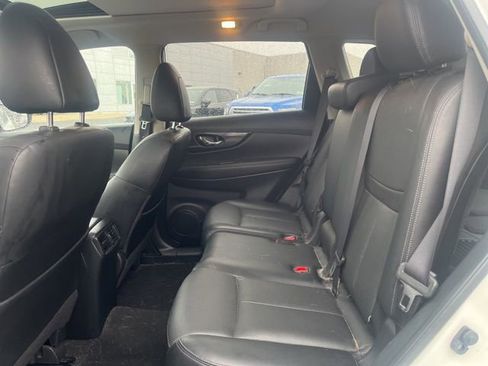 Used 2017 Nissan Rogue SL w/ SL Premium Package image 19
