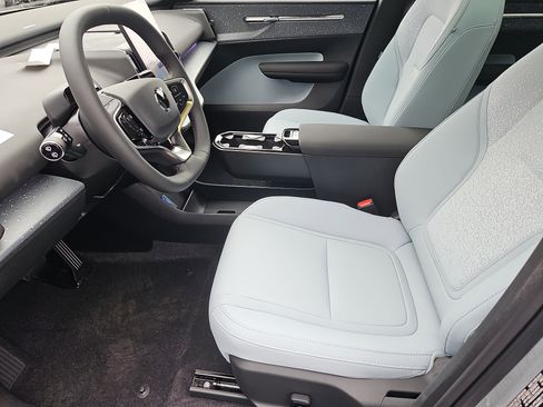 New 2026 Volvo EX30 Ultra image 17