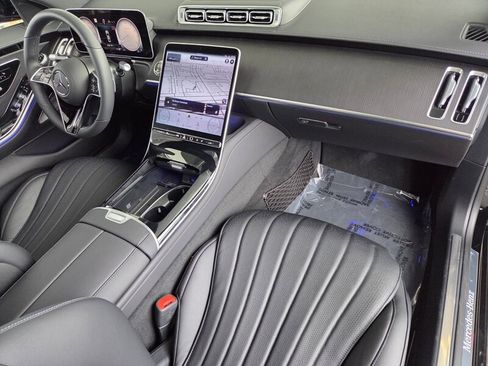 New 2025 Mercedes-Benz S 500 4MATIC image 19