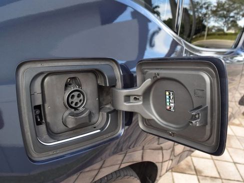 Used 2018 BMW i3 image 36