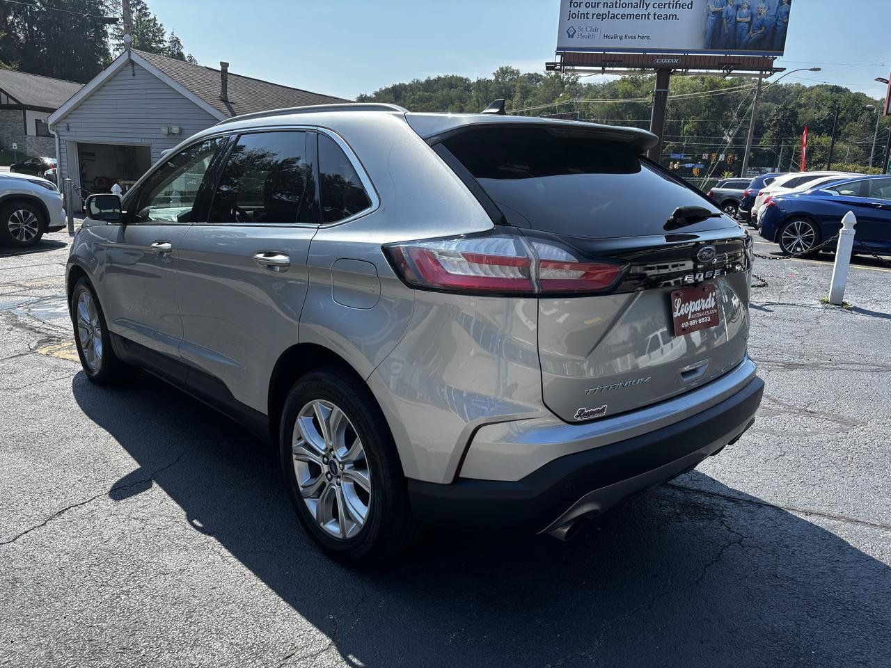Used 2022 Ford Edge Titanium AWD/4WD image 5