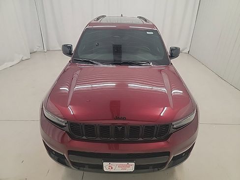 New 2025 Jeep Grand Cherokee L Limited w/ Luxury Tech Group II image 9