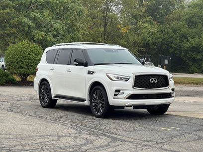 Used 2024 INFINITI QX80 Sensory