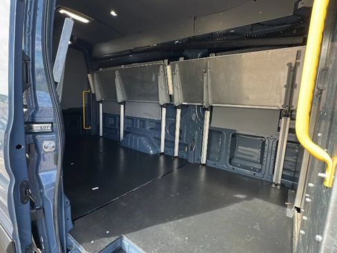 Used 2020 Ford Transit 250 148 High Roof Extended RWD image 9
